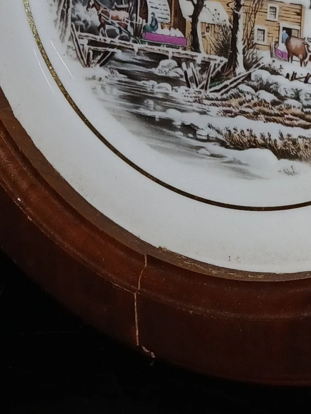 Avon 1981 Currier and Ives Winter Snow Scene Exclusive Salad Plate Porcelain.